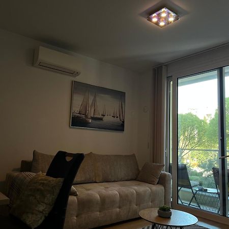 Iris Apartment Private Parking Спліт Екстер'єр фото