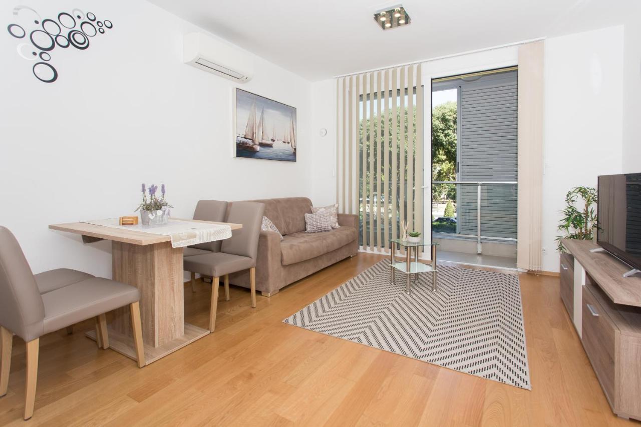 Iris Apartment Private Parking Спліт Екстер'єр фото